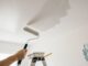 Tipps für makelloses Streichen der Decke